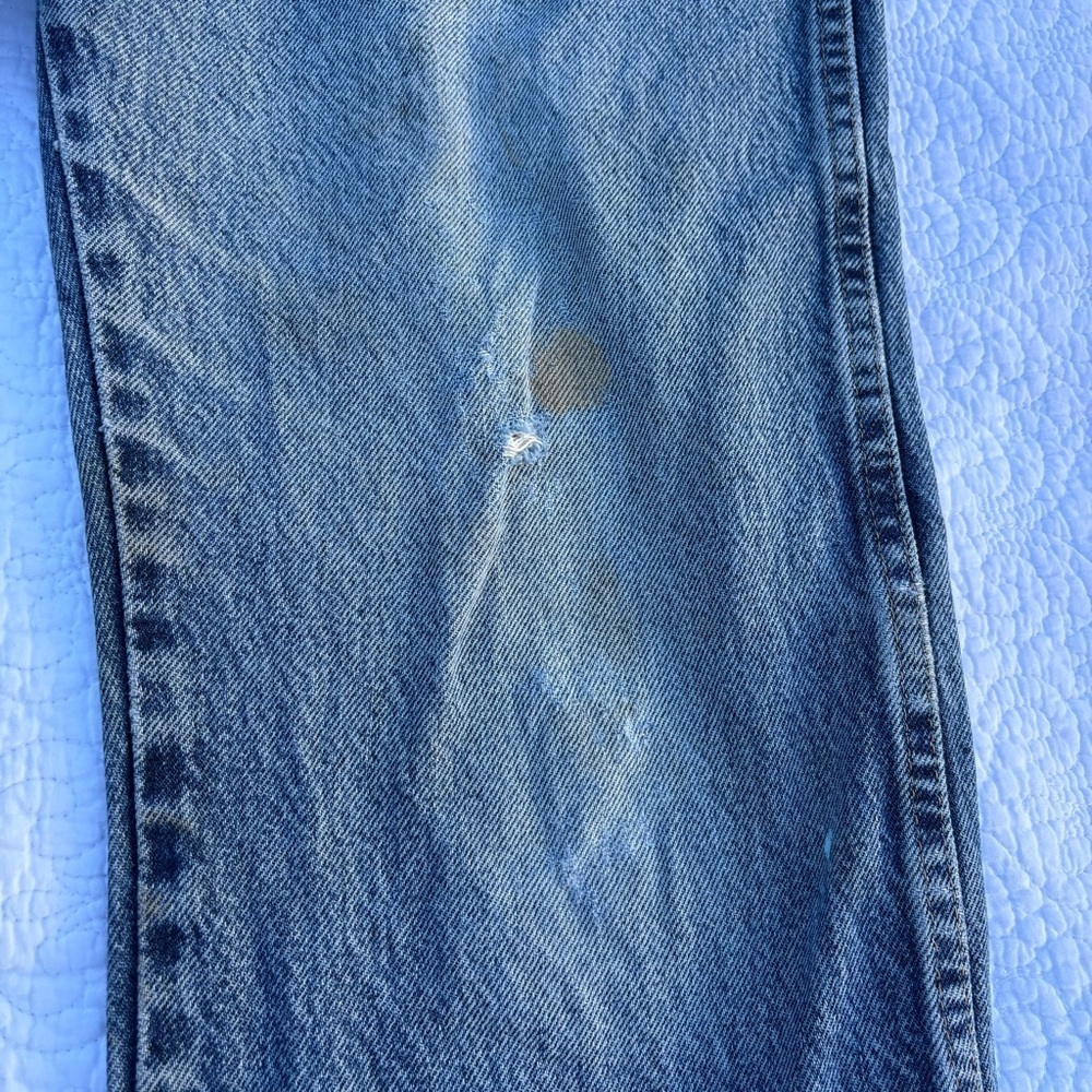 Vintage Distressed Wrangler Jeans | Tagged Men’s 34x32 | Fits Women’s 10/12 - Picture 8 of 16